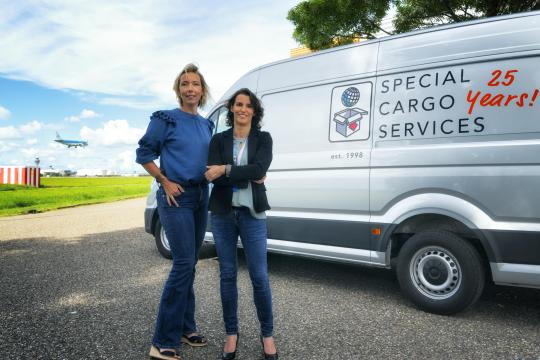 Saskia Rijkaart en Audrey Latour